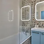 Au Celadon Parking Gratuit, Wifi, Terrasse, Piscine * Carcassonne