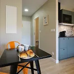 Lägenhet Au Celadon Parking Gratuit, Wifi, Terrasse, Piscine