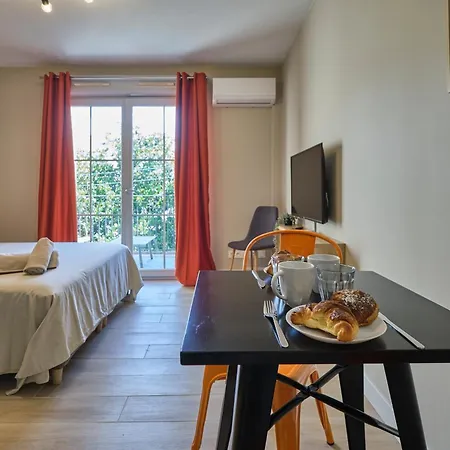 Au Celadon Parking Gratuit, Wifi, Terrasse, Piscine Carcassonne